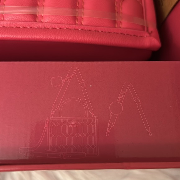 NIB Steve Madden Pink (Bniko) Gift Set - Christmas Gift 🎁 - Picture 13 of 15